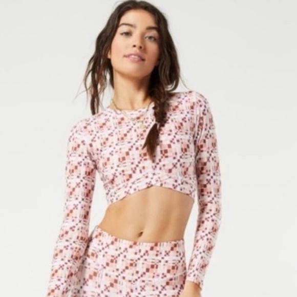 L* Space | Active Sporty Aim High Long Sleeve Crop Top Block Party Pullover | XS - Picture 1 of 12